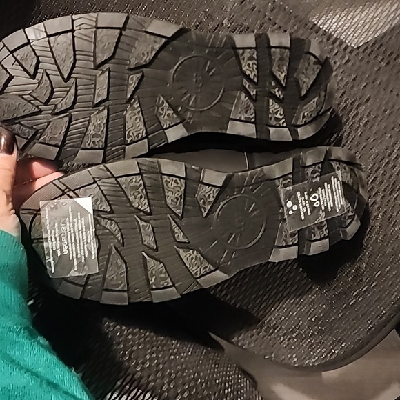 UGG CLASSIC KLAMATH MINI SUEDE TEXTILE WATERPROOF BURNT CEDAR SIZE 8 - Picture 5 of 6